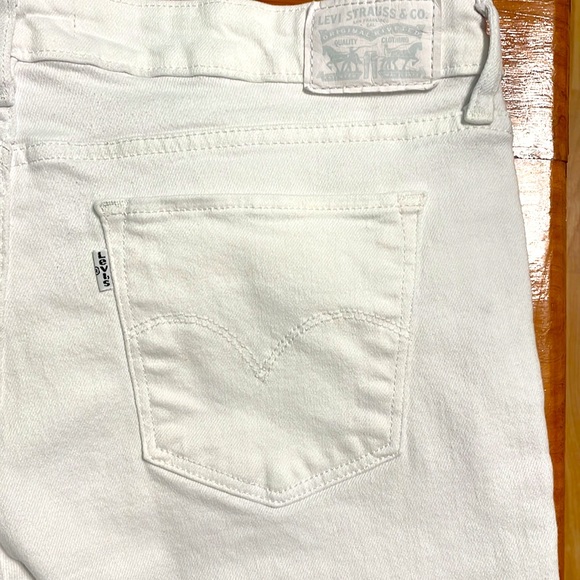 Levi Strauss Waist Size 32 White Skinny Jeans - Picture 6 of 9